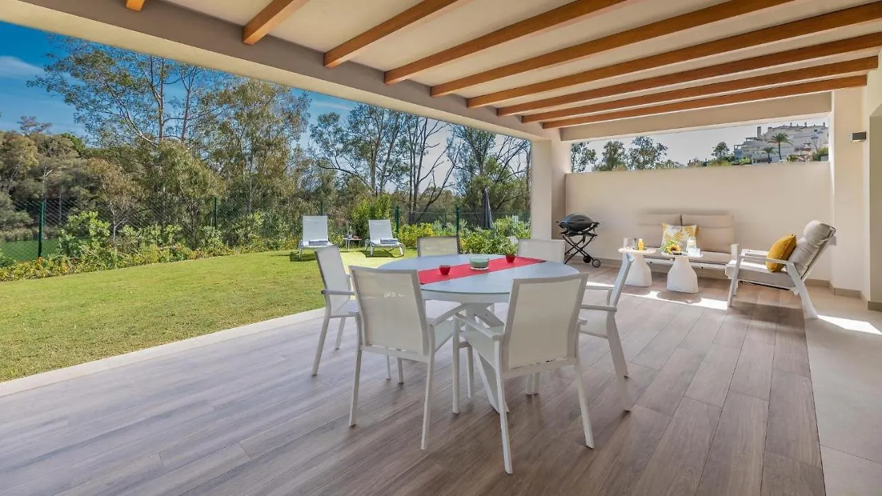 Endless Luxury At Marbella Lake Paradise Apartment