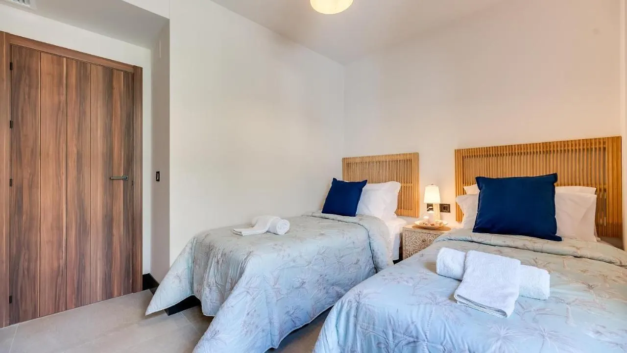 Apartment Endless Luxury At Marbella Lake Paradise